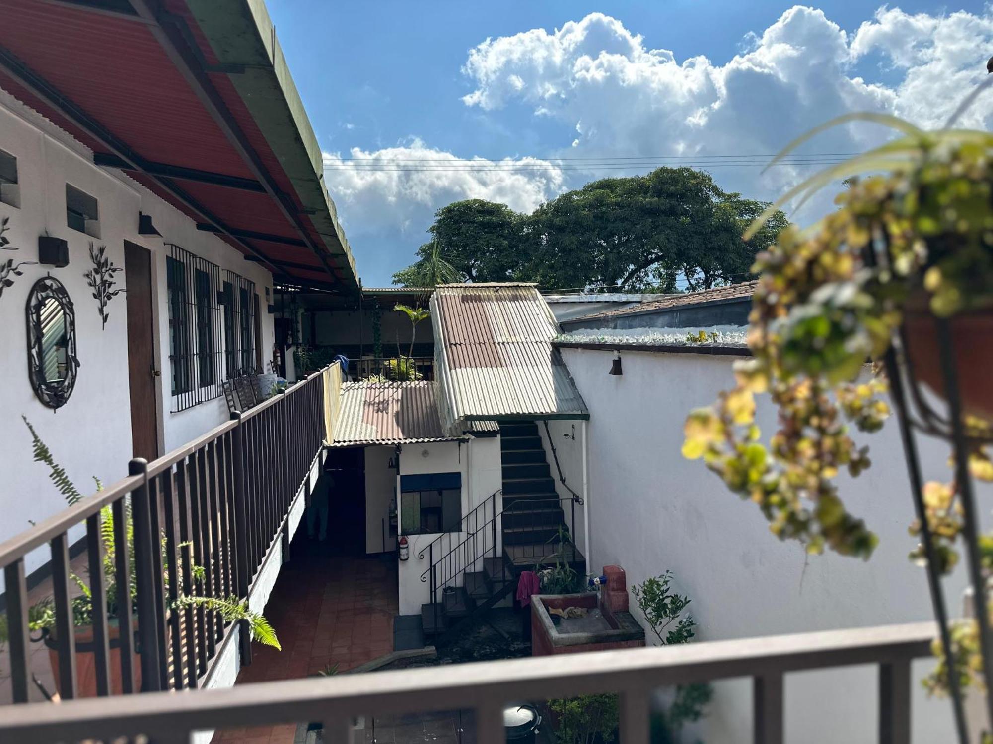 Hotel Casa Blanca Antigua Guatemala Экстерьер фото
