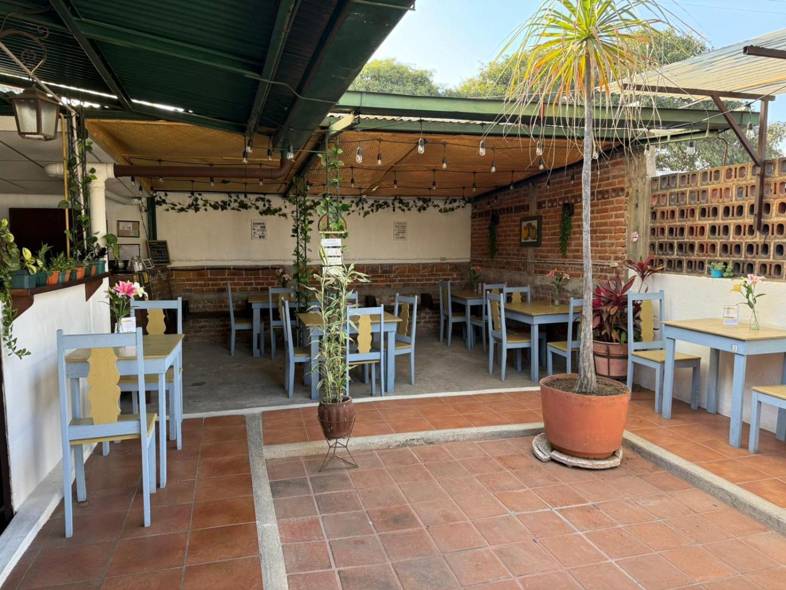 Hotel Casa Blanca Antigua Guatemala Экстерьер фото